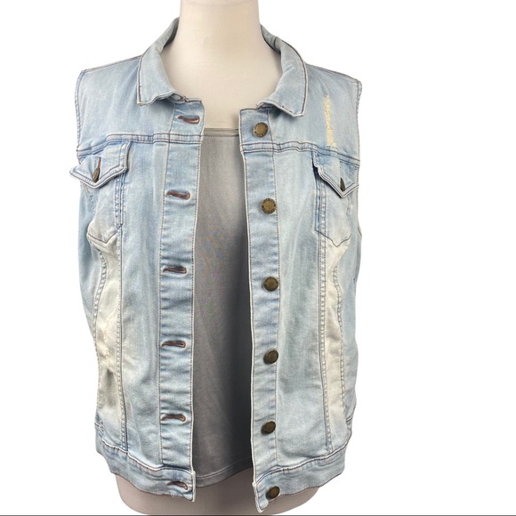 LOVE & LEGENDS Sleeveless Denim Jacket Size 14 - Picture 2 of 12